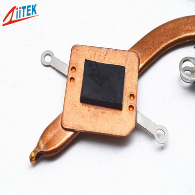 Хорошая теплопроводная ультрамягкая пусковая площадка 2.2G/CC Термально проводящая пусковая площадка 27 Shore 00 RoHS соответствующая для CPU